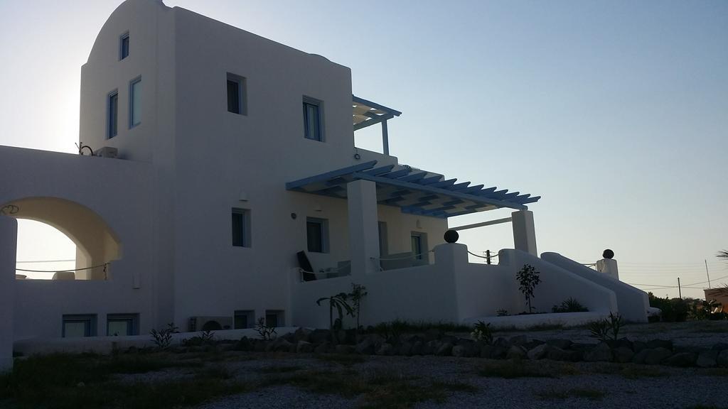 Santoxenia Luxury Villa Kamári Quarto foto